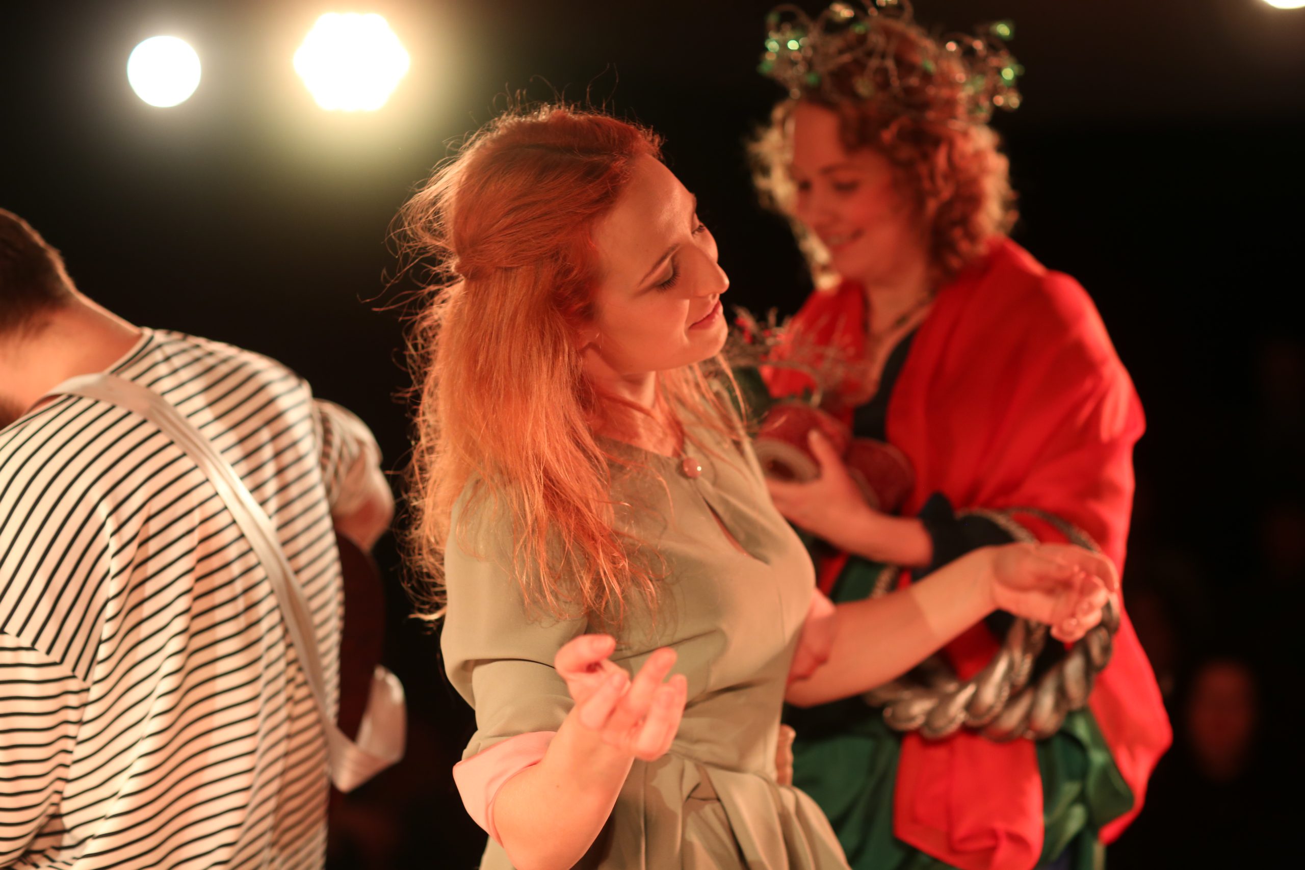 Skats no D-pils T izrādes 