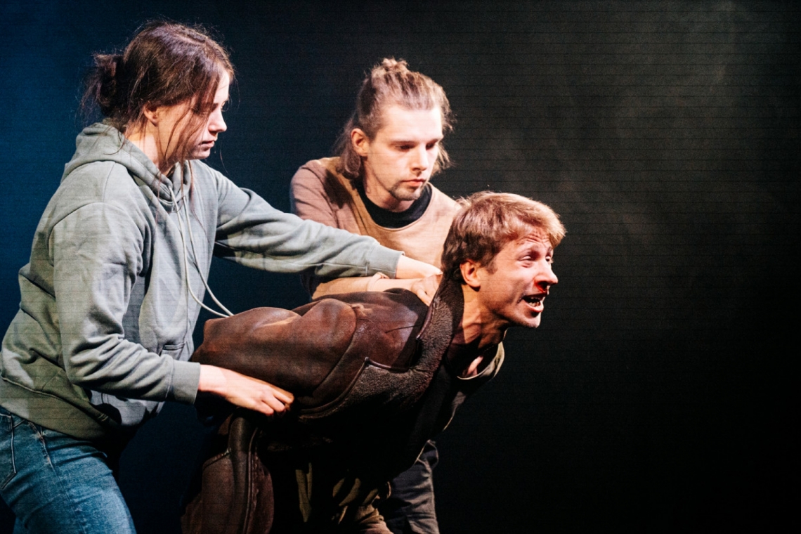 Skats no Klāva Kristapa Košina izrādes 