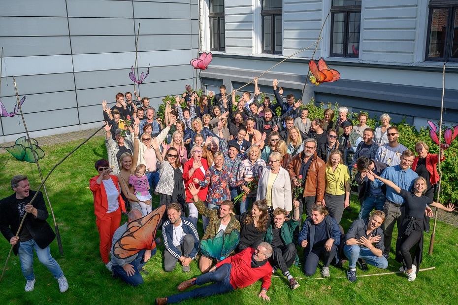 Liepājas teātra 115. sezonas atklāšanas kopbilde // Foto - Edgars Pohevičs