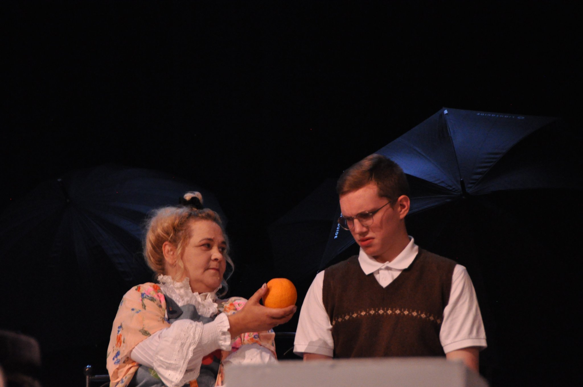 Skats no Līvānu novada Kultūras centra amatierteātra izrādes