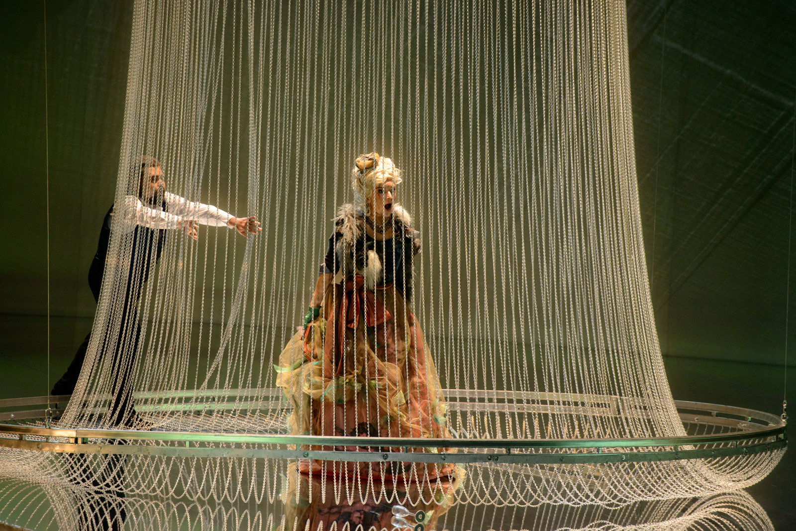 Skats no Viļņas Nacionālās operas un baleta teātra iestudējuma