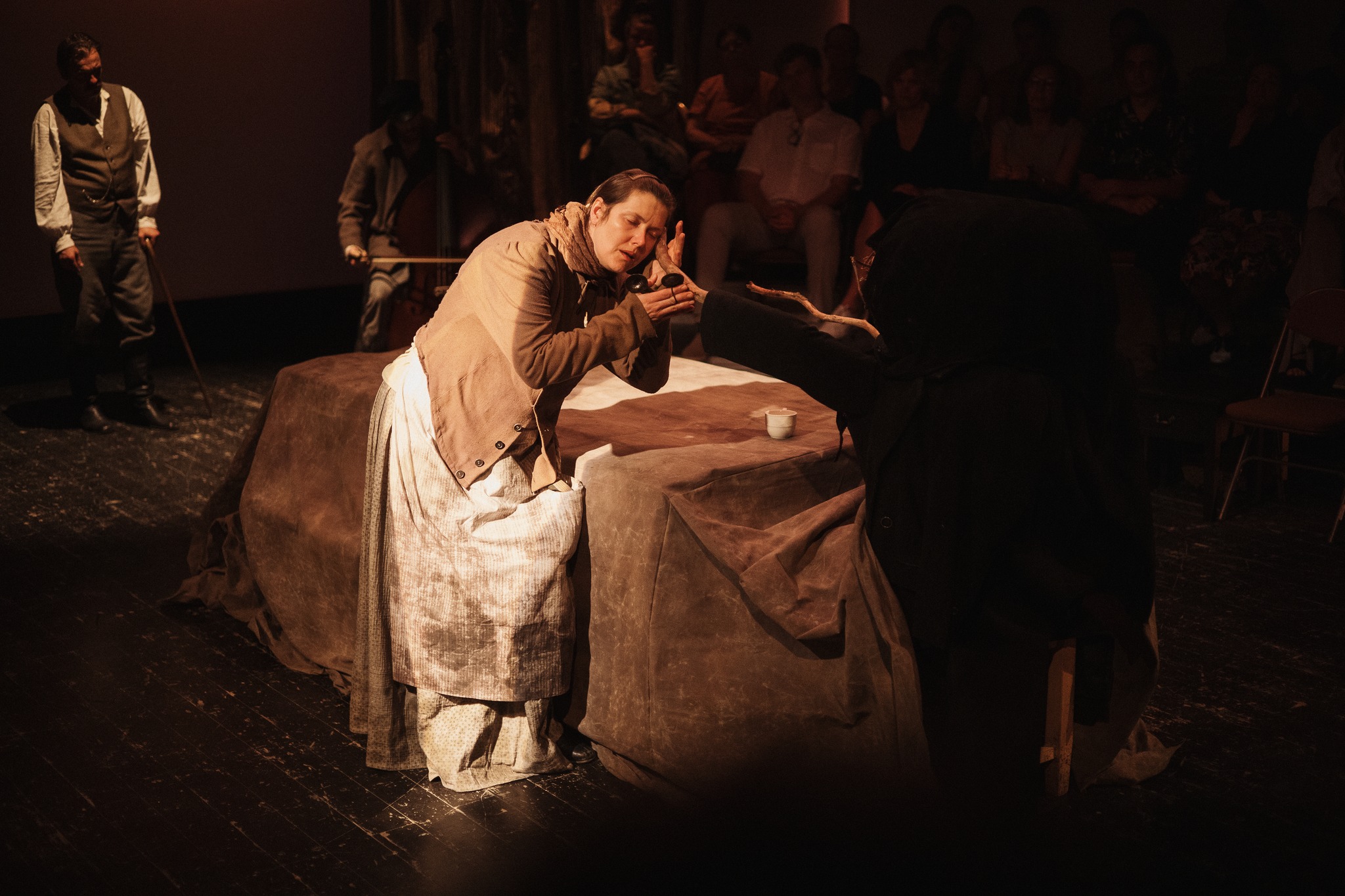 Skats no Valmieras teātra izrādes 