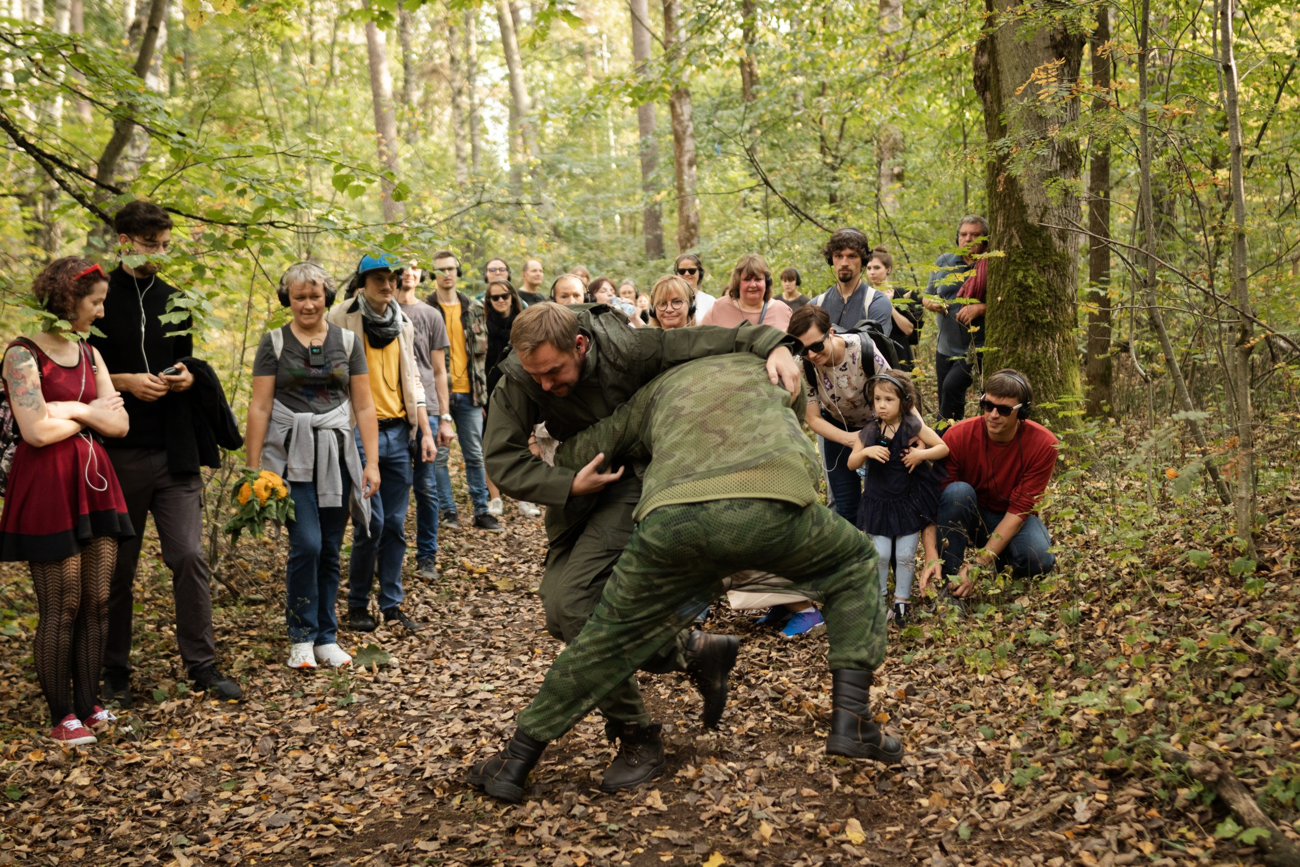 Skats no izrādes-pastaigas 