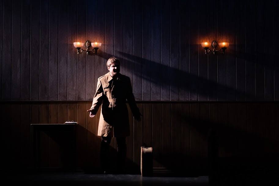 Skats no DDT izrādes 