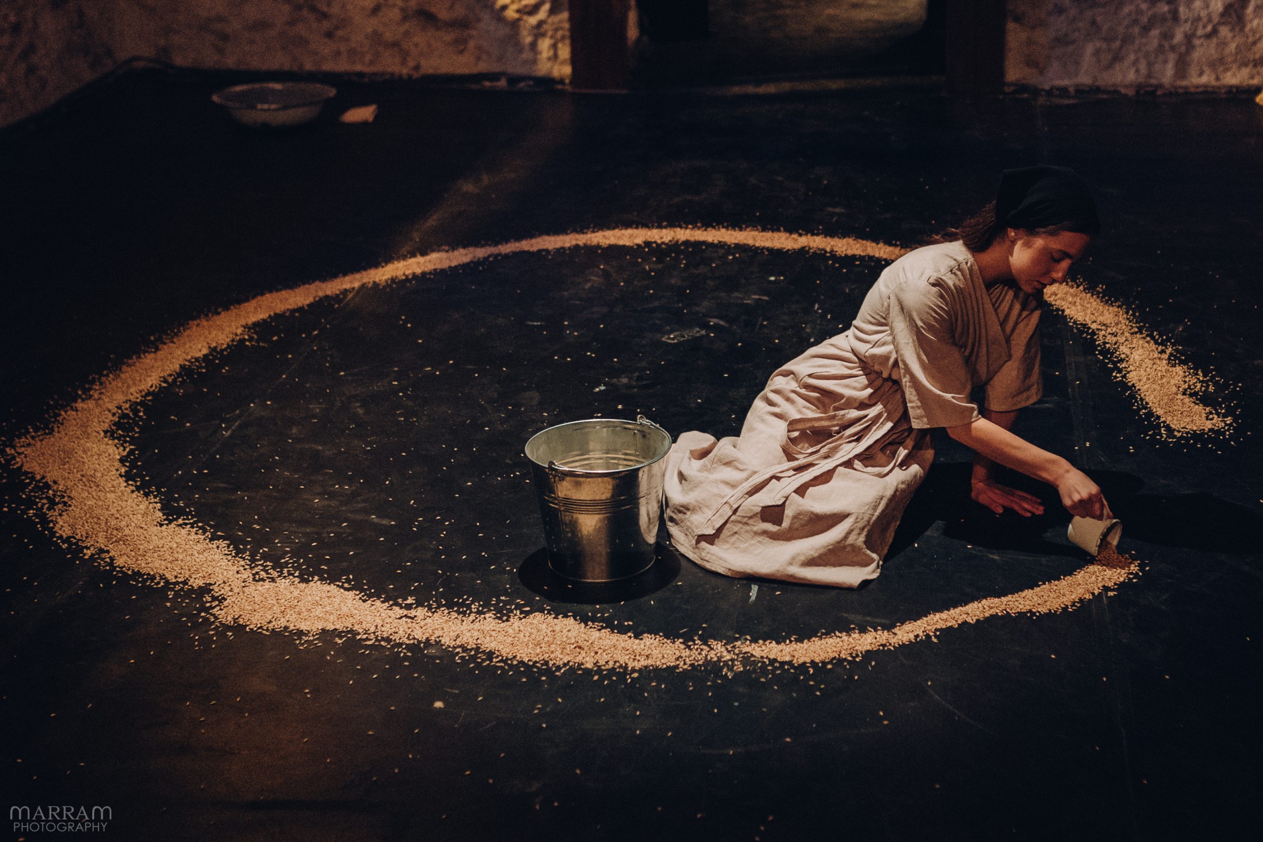 Publicitātes foto no Bratislavas Skatuves mākslas akadēmijas studentu viesizrādes 