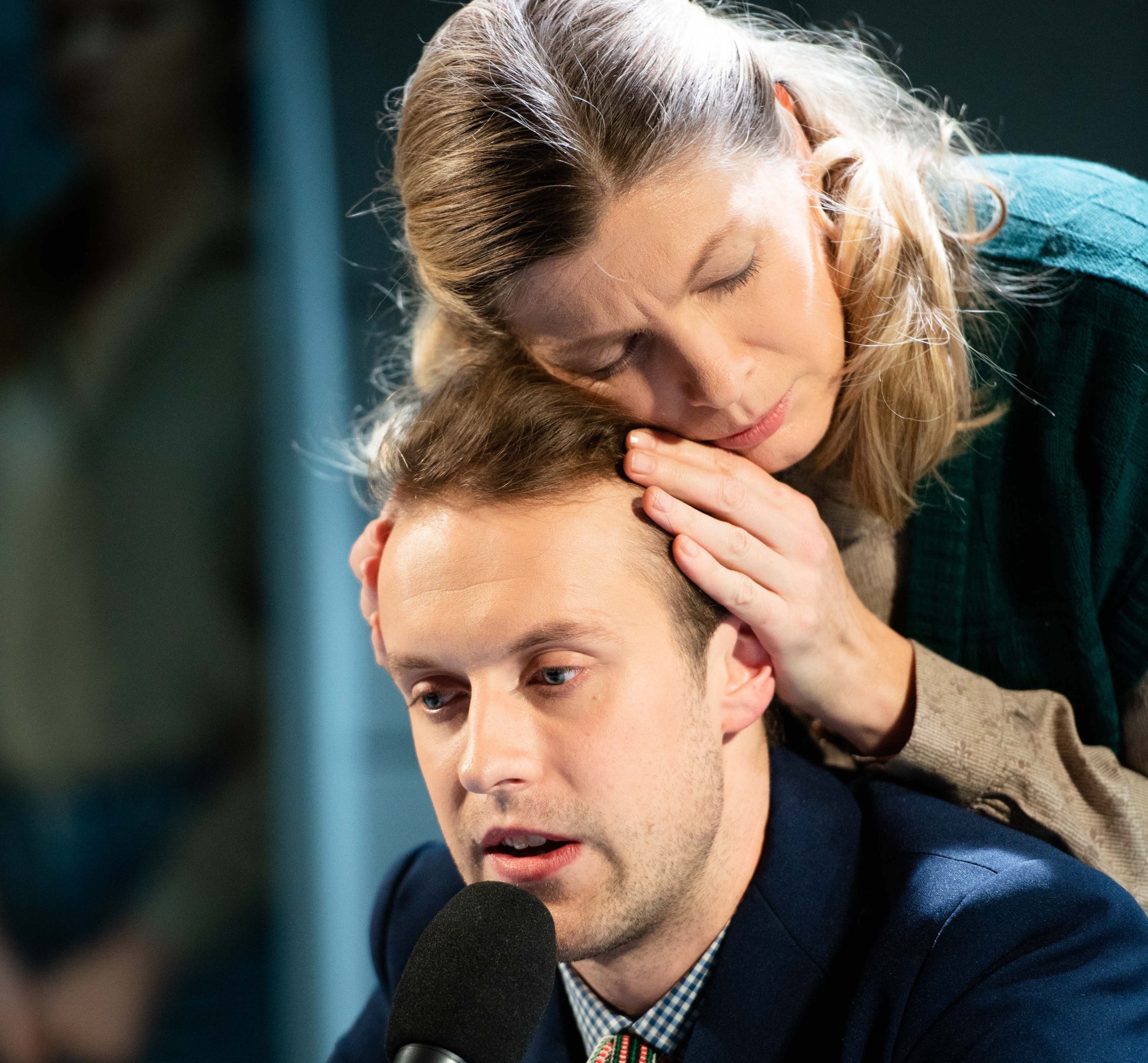 Daiga Gaismiņa un Kārlis Reijers LNT izrādē 