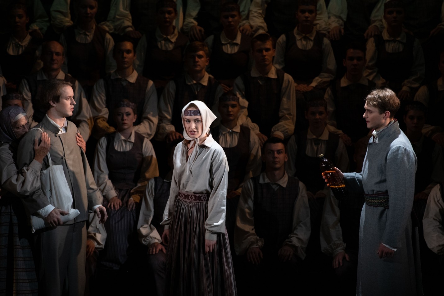 Skats no LNT izrādes 