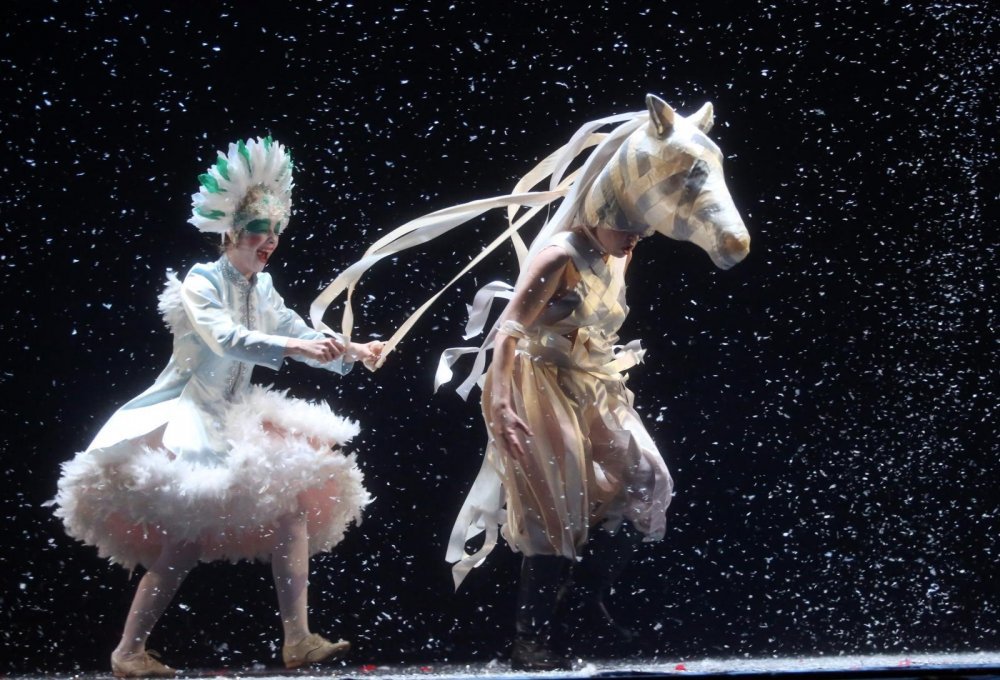 Skats no Ivana Zajca Horvātijas Nacionālā teātra izrādes 