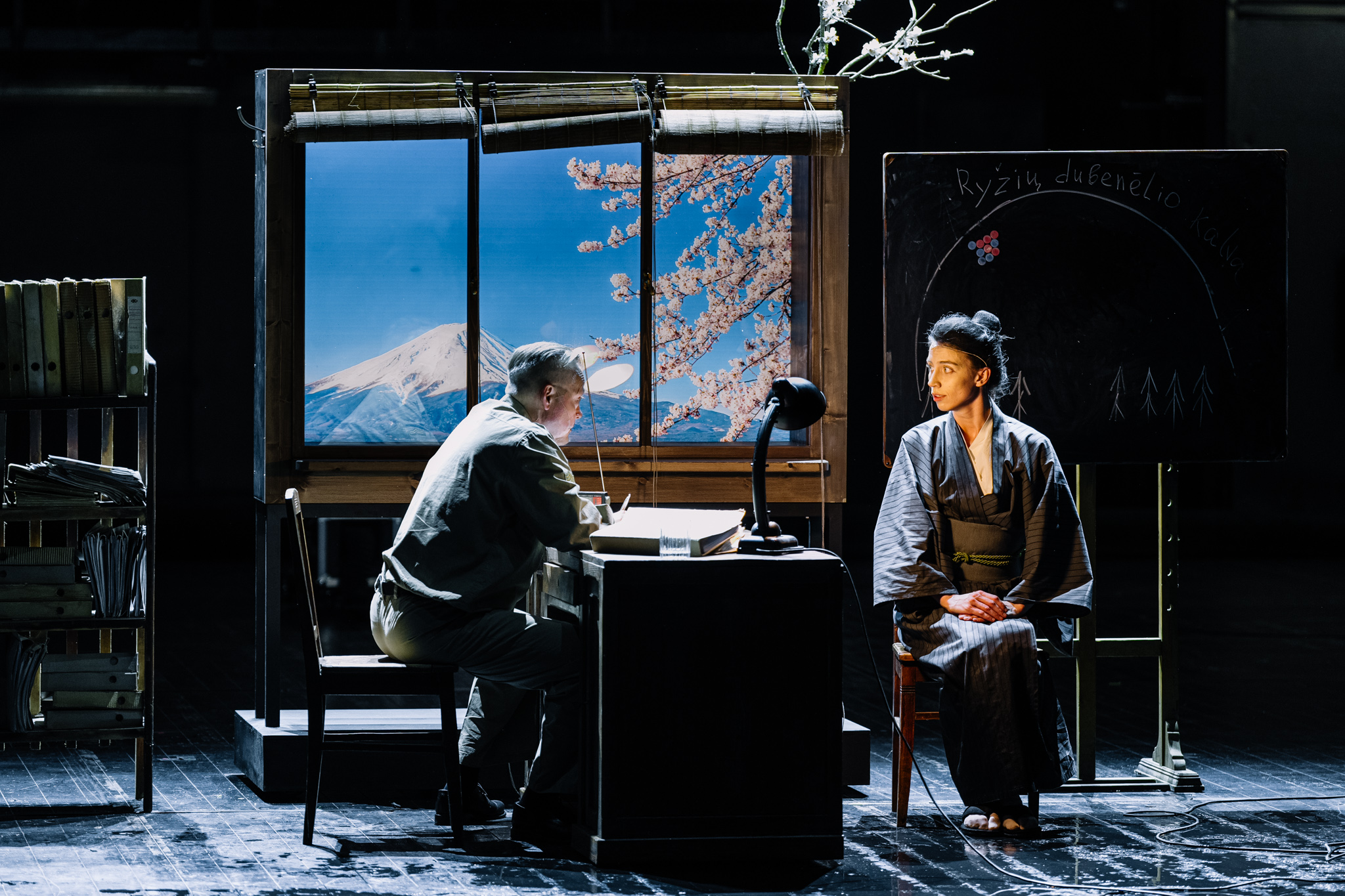 Skats no Klaipēdas drāmas teātra izrādes 