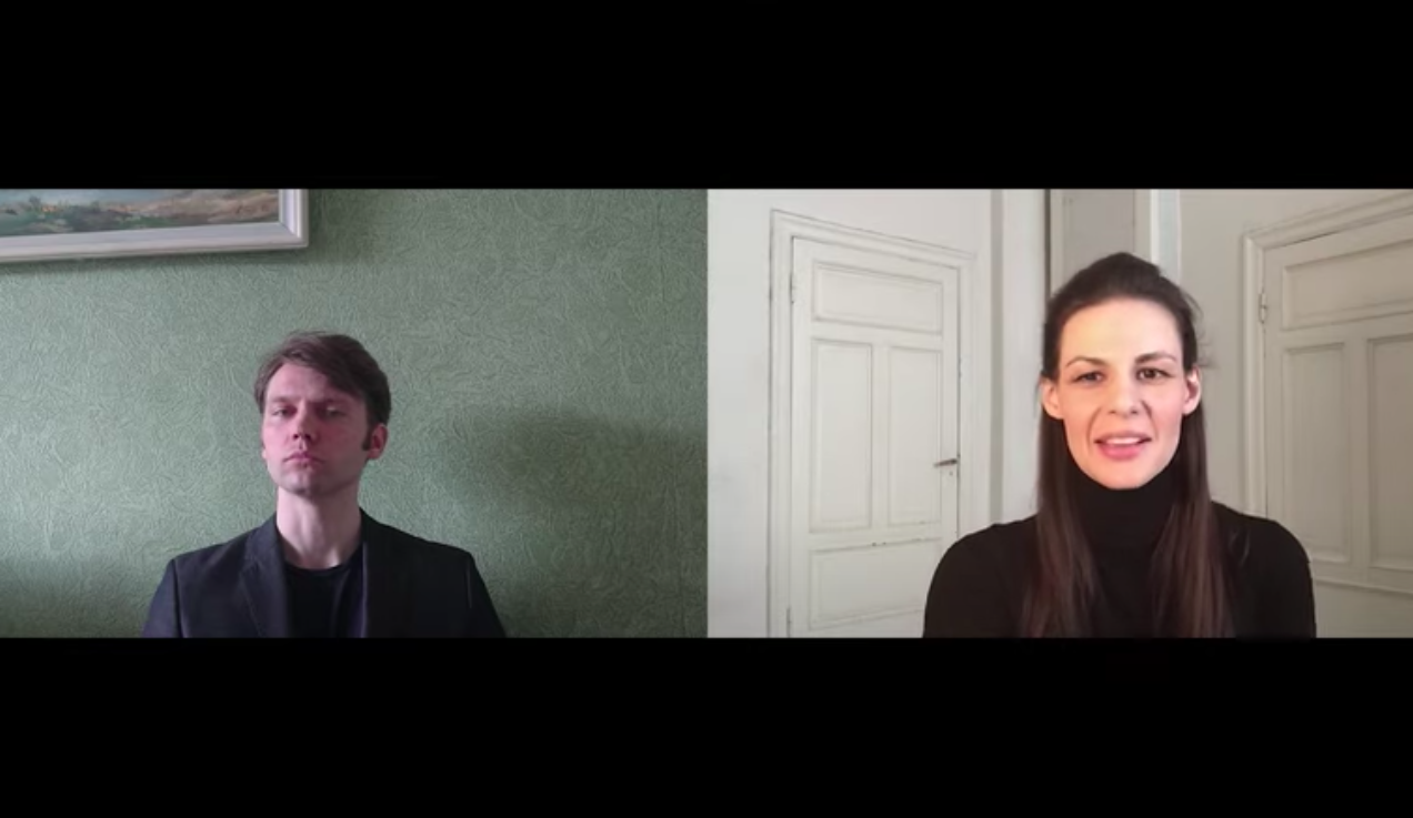 Štāders – Mārtiņš Upenieks, Regīne – Ieva Segliņa // Ekrānšāviņš no izrādes