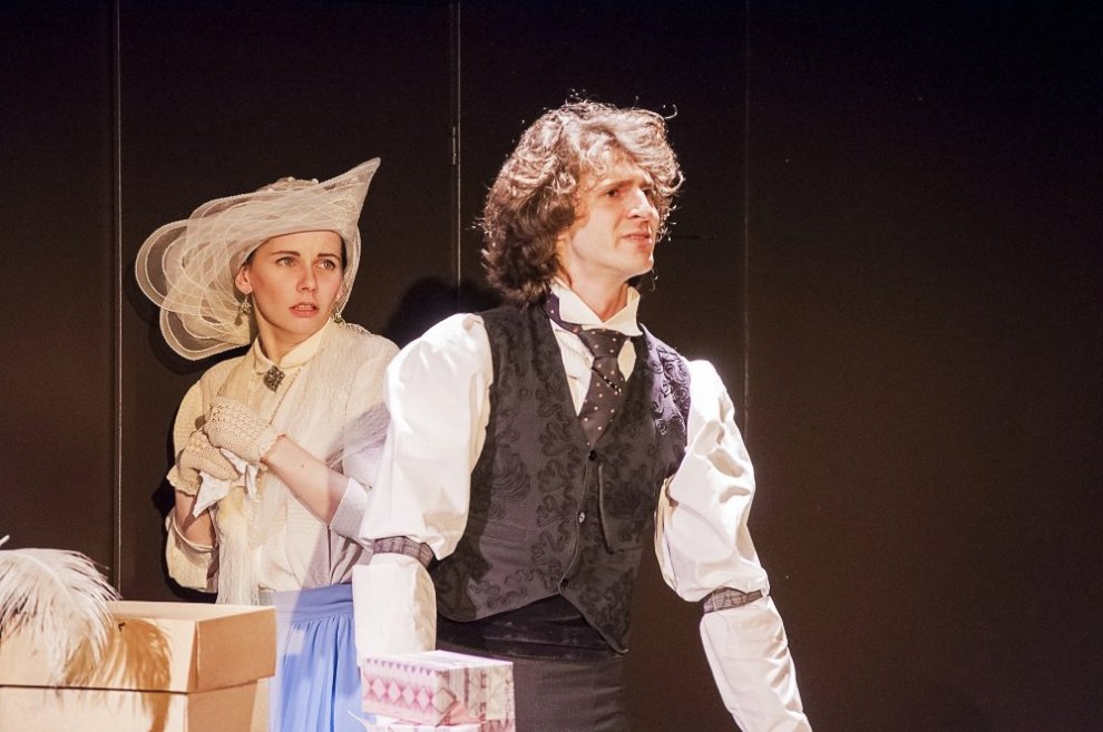 Artūrs Trukšs un Jana Herbsta izrādē 