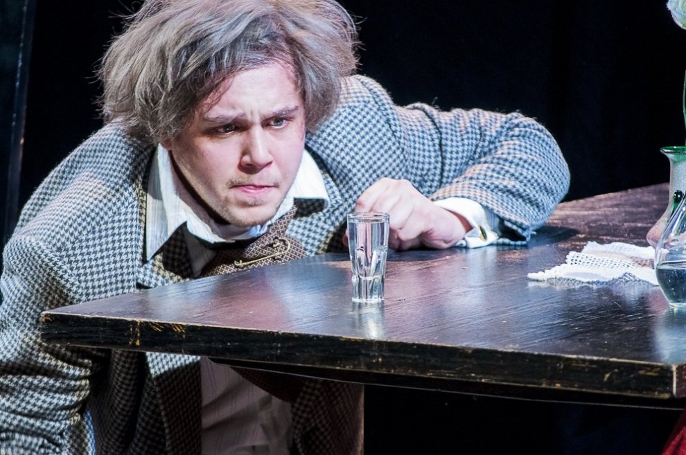 Igors Nazarenko izrādē 