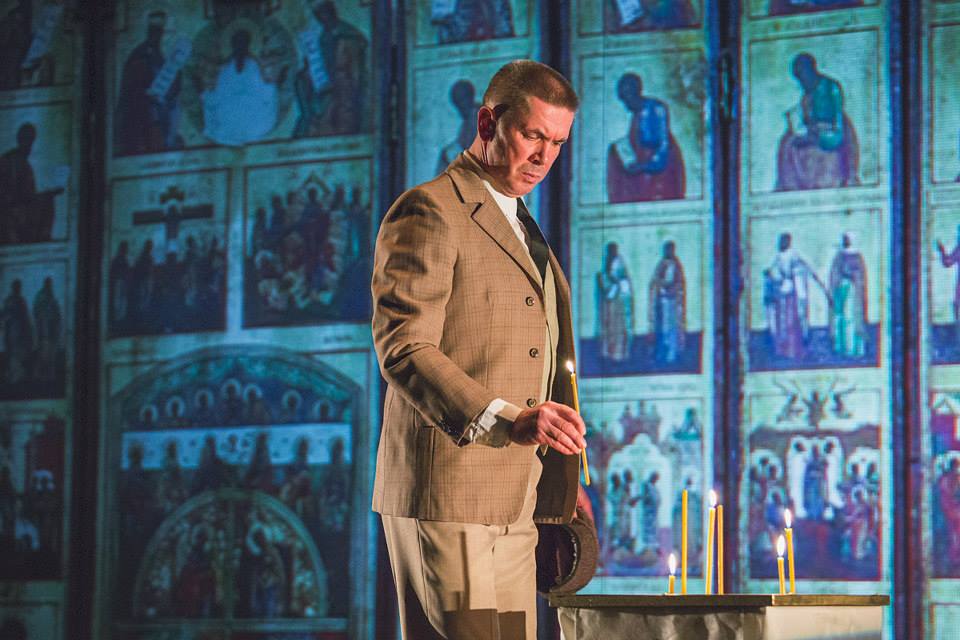 Mihails Samodahovs izrādē