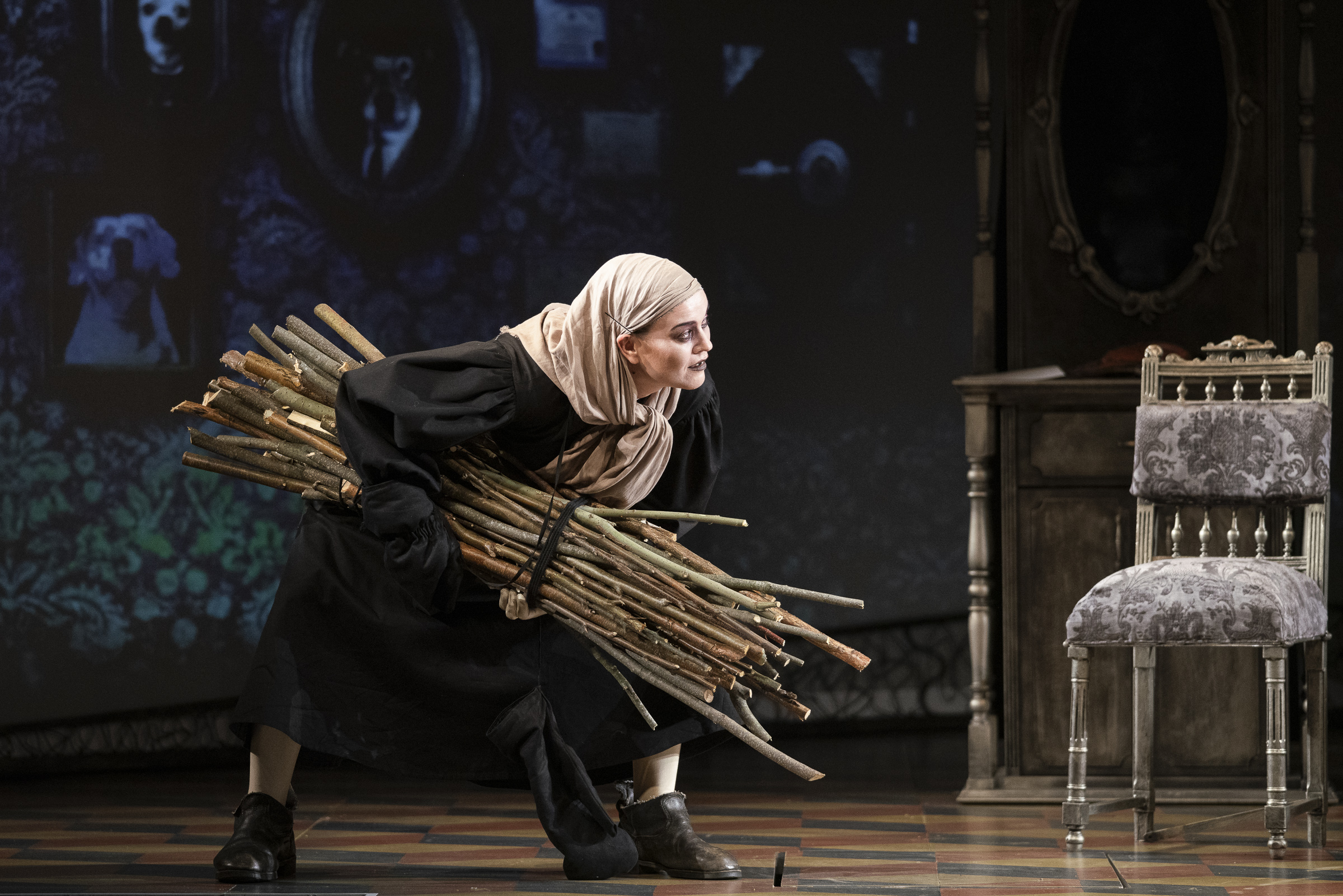 Skats no izrādes // Foto – Mārcis Baltskars