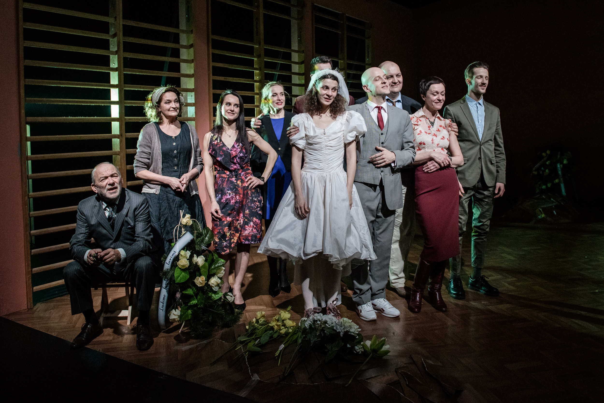  Skats no Viļņas Jaunatnes teātra izrādes “Vīnes meža stāsti” (rež. Jana Rosa) // Foto - Wojtek Szabelski